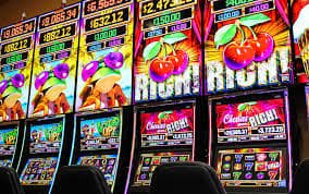 Statistik Teen Patti Data Teen Patti menunjukkan distribusi tangan dan hasil showdown